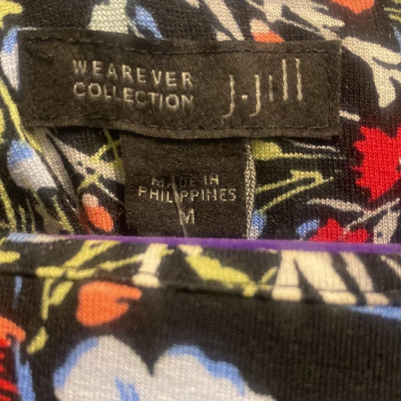 J .jill Wearever Women's Smocked Floral Tank Dress Size M Multicolor Knee Length - Picture 4 of 7